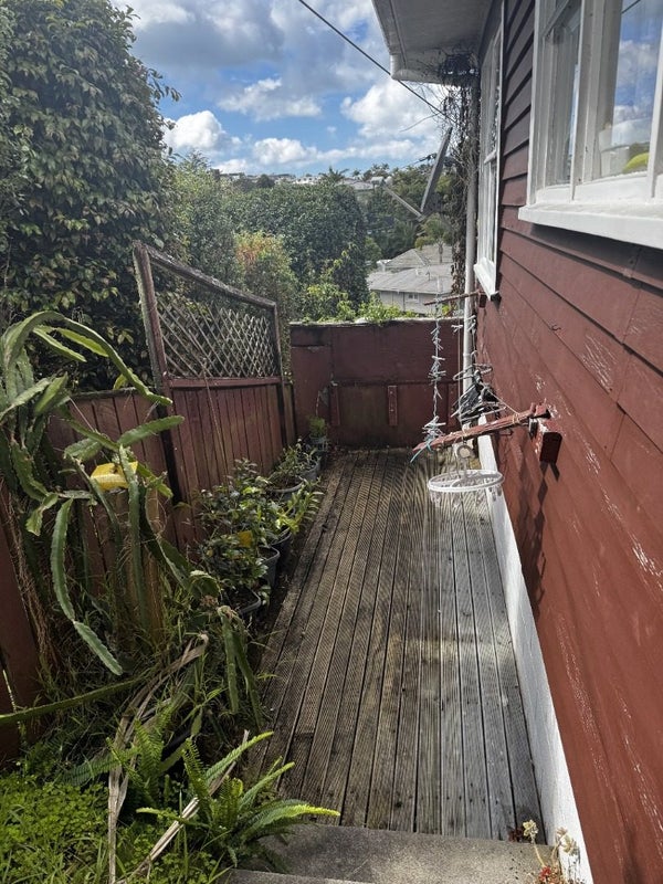 15 Bevyn Street, Castor Bay, Auckland - Carousel 8