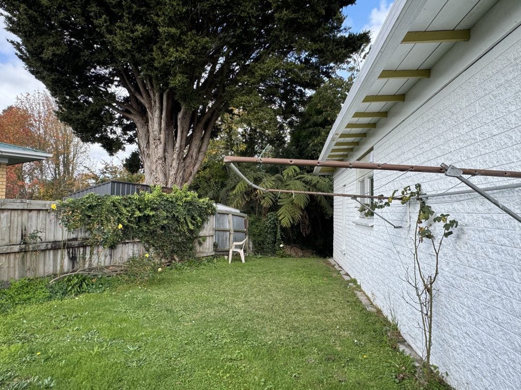 12A Southsea Crescent, Silverdale, Hamilton - Carousel 9