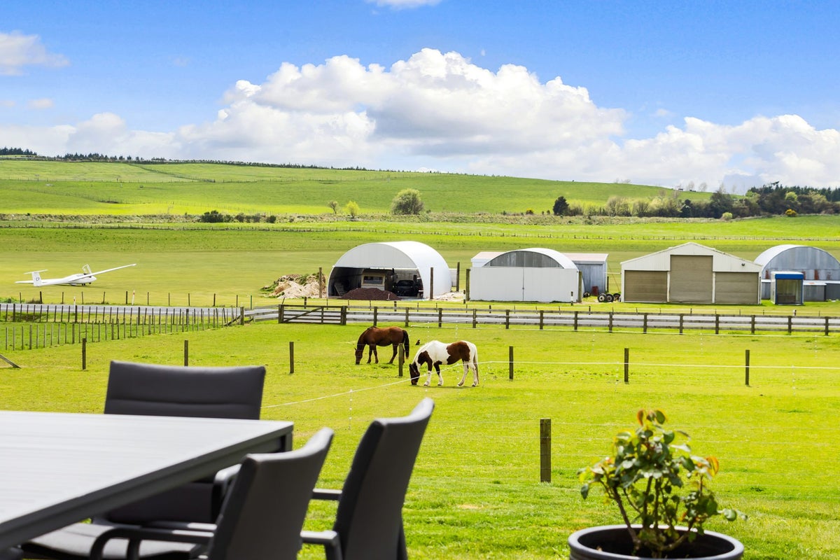 410 Centennial Drive, Rotokawa, Taupo - Carousel 1