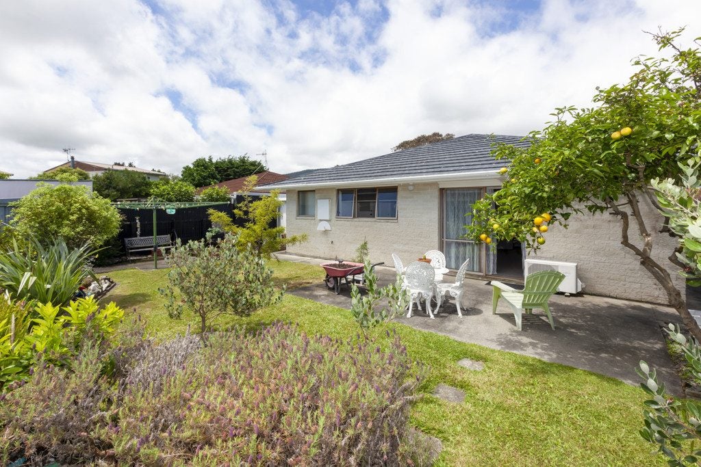 25A Manawa Avenue, Raumati Beach, Paraparaumu - Carousel 1