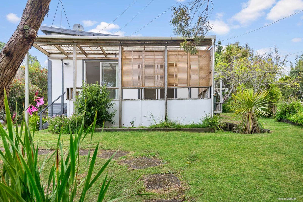1/16 Otanerua Road, Hatfields Beach, Orewa - Carousel 2