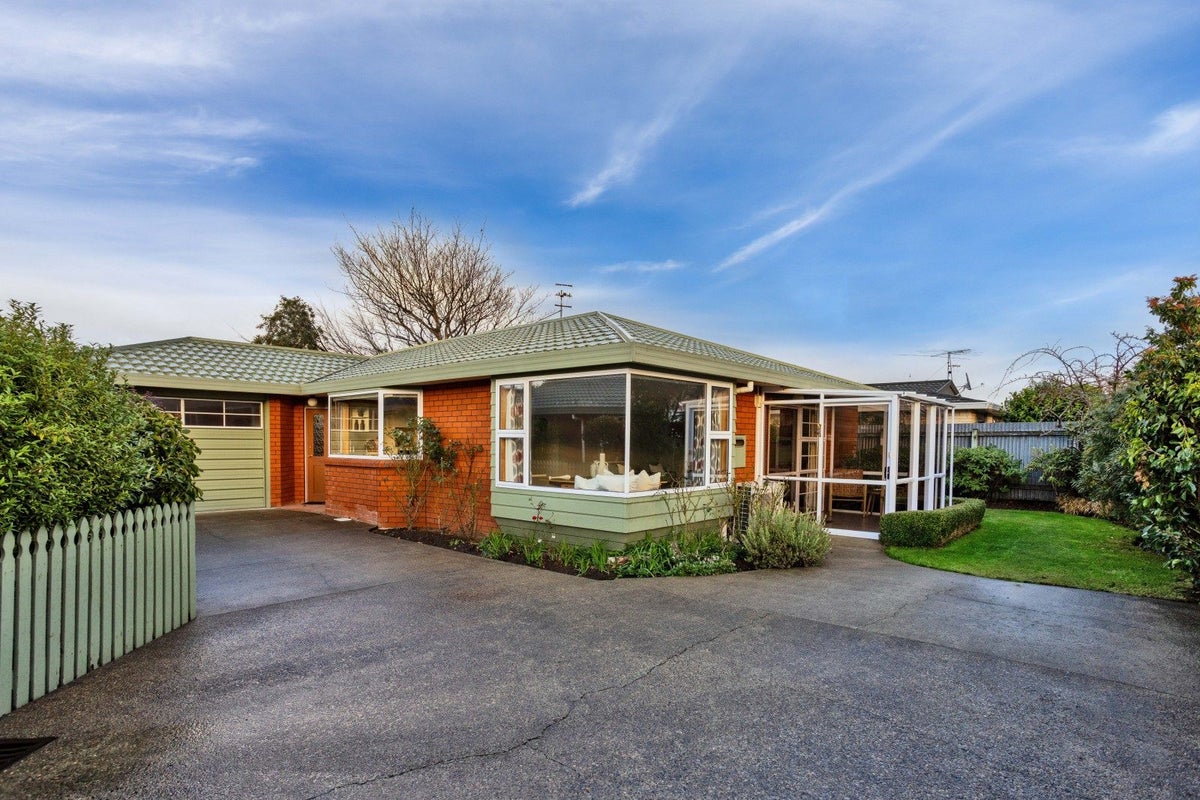 22C Exmouth Street, Waverley, Invercargill - Carousel 1