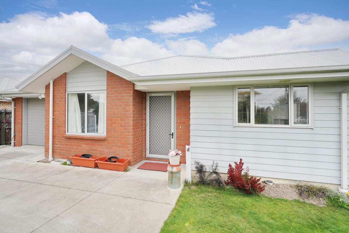2 Sealy Place, Bryndwr, Christchurch - Carousel 21