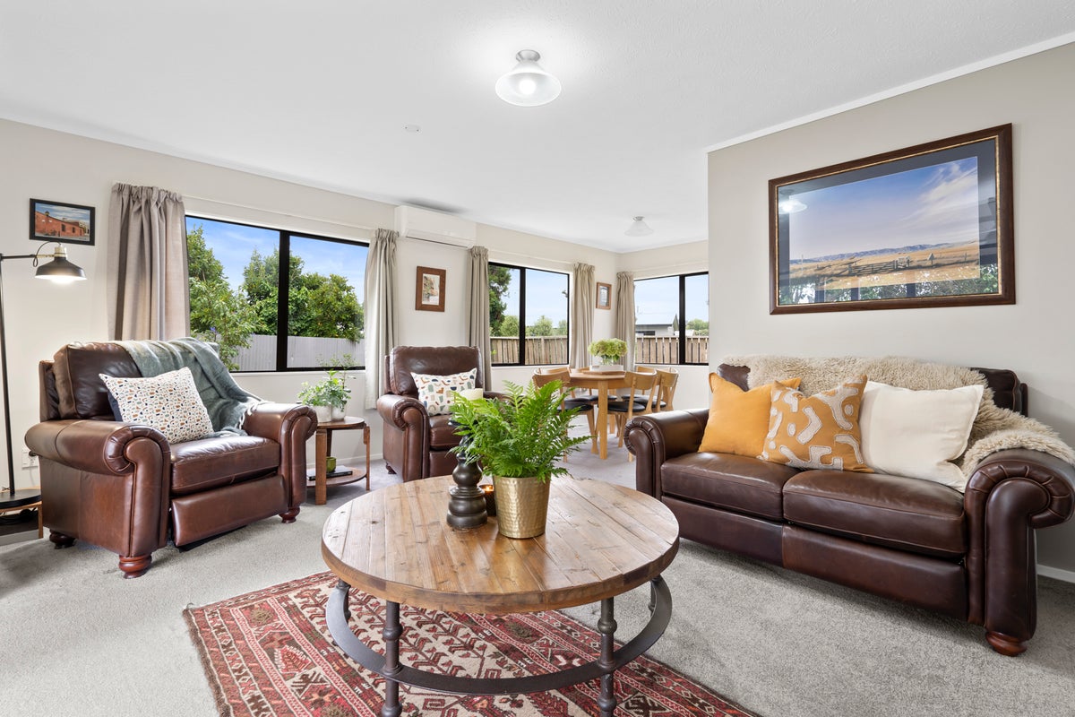 16A Shelley Street, Leamington, Cambridge - Carousel 2