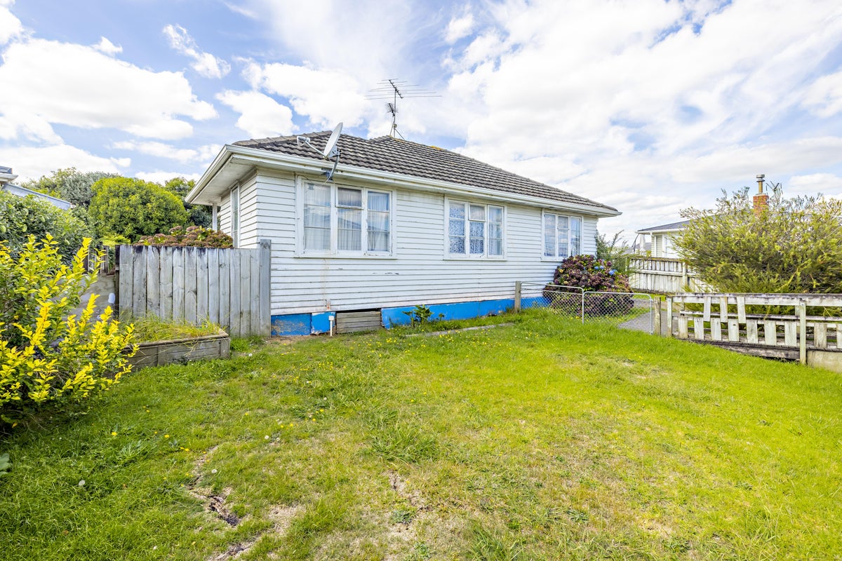 3 Christmas Road, Manurewa, Auckland - Carousel 2