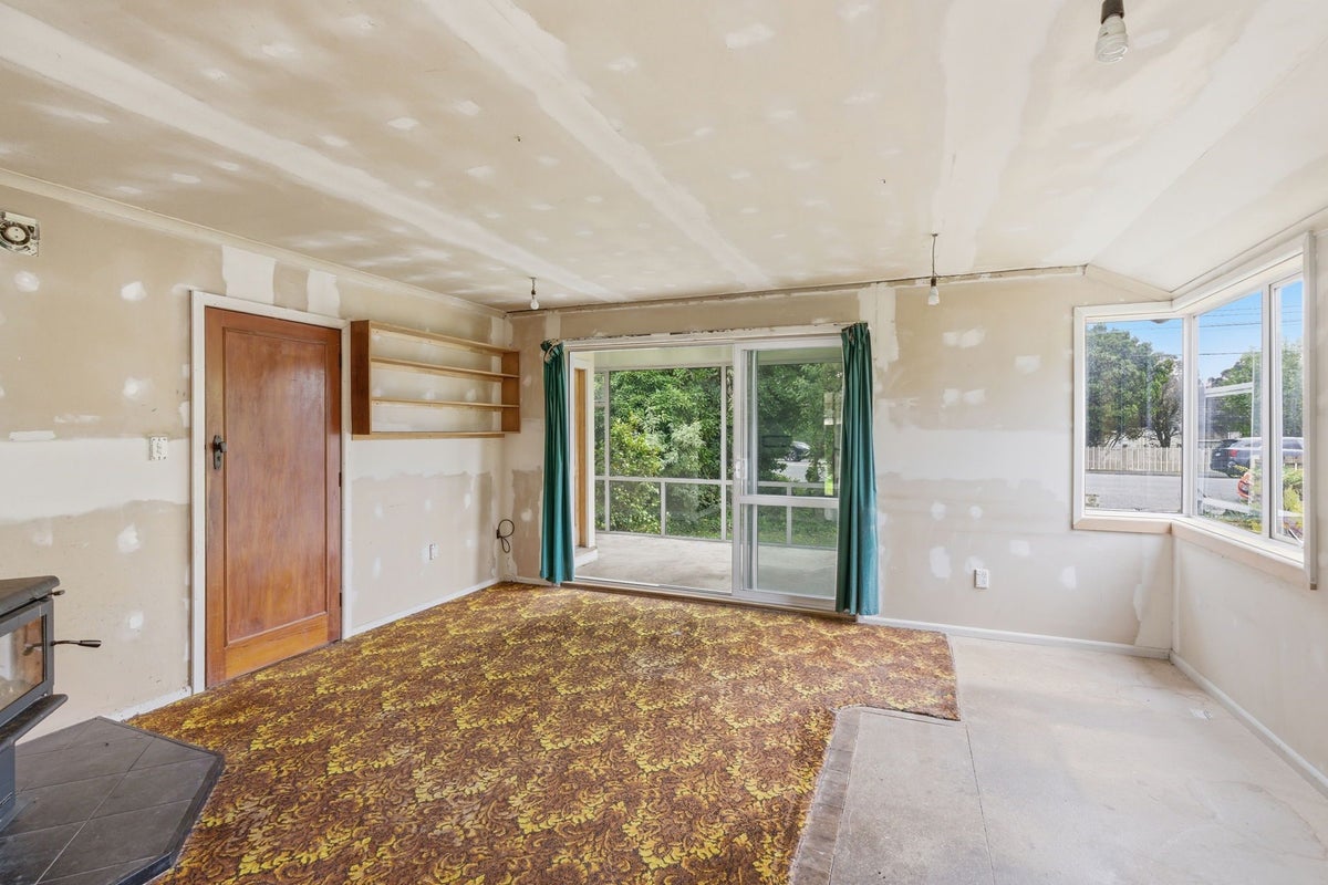 6 Rose Street, Hoon Hay, Christchurch - Carousel 2