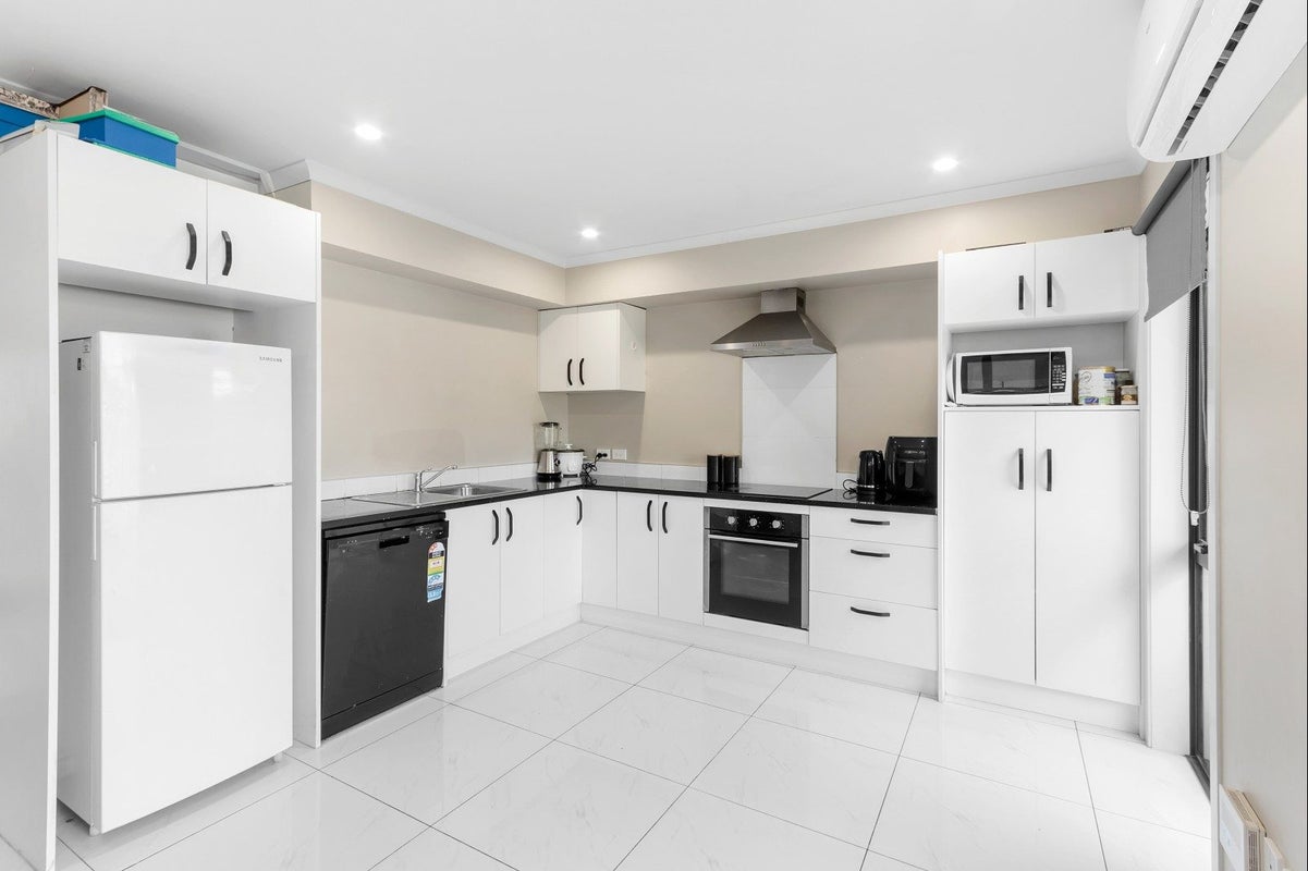 5/188 Massey Street, Frankton, Hamilton - Carousel 2