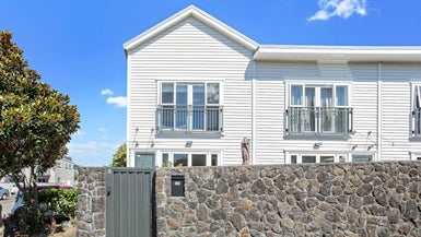 95H Mays Road, Onehunga, Auckland - Carousel 1