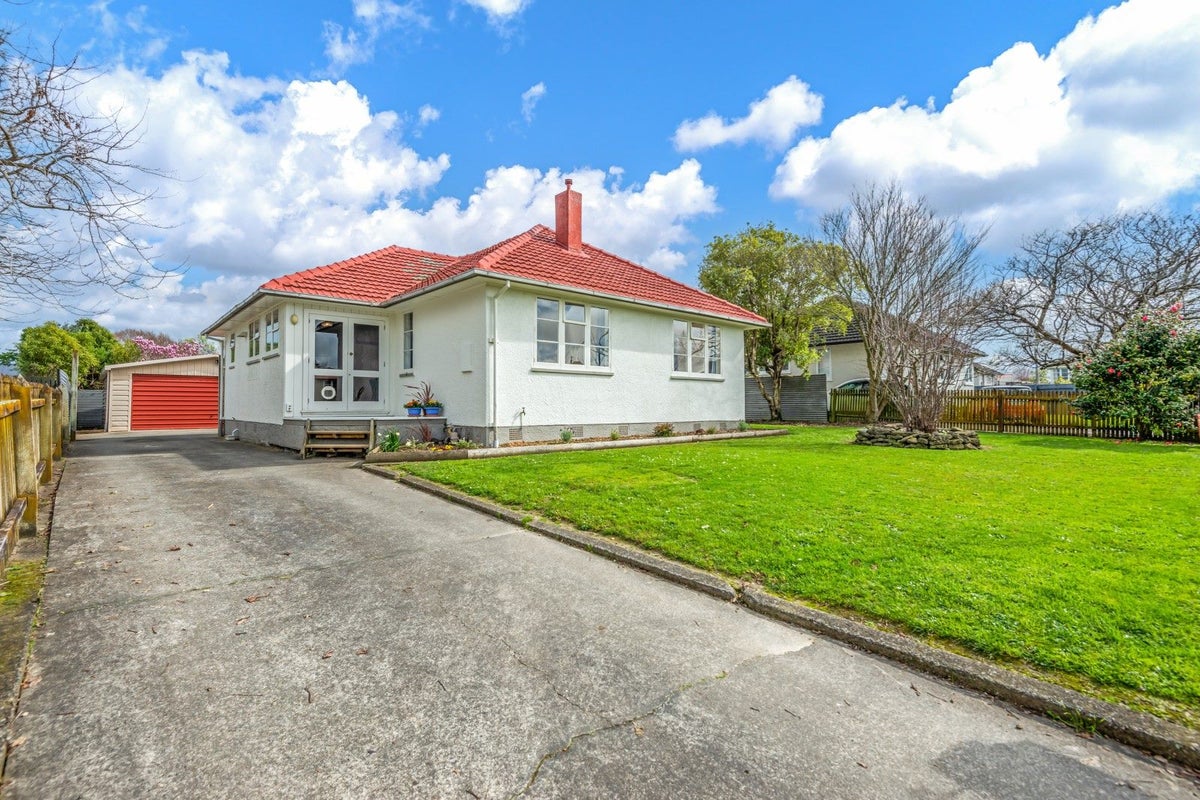 4 Forth Terrace, Roslyn, Palmerston North - Carousel 12