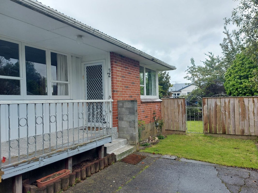 2/16A Liverpool Street, Trentham, Upper Hutt - Carousel 1