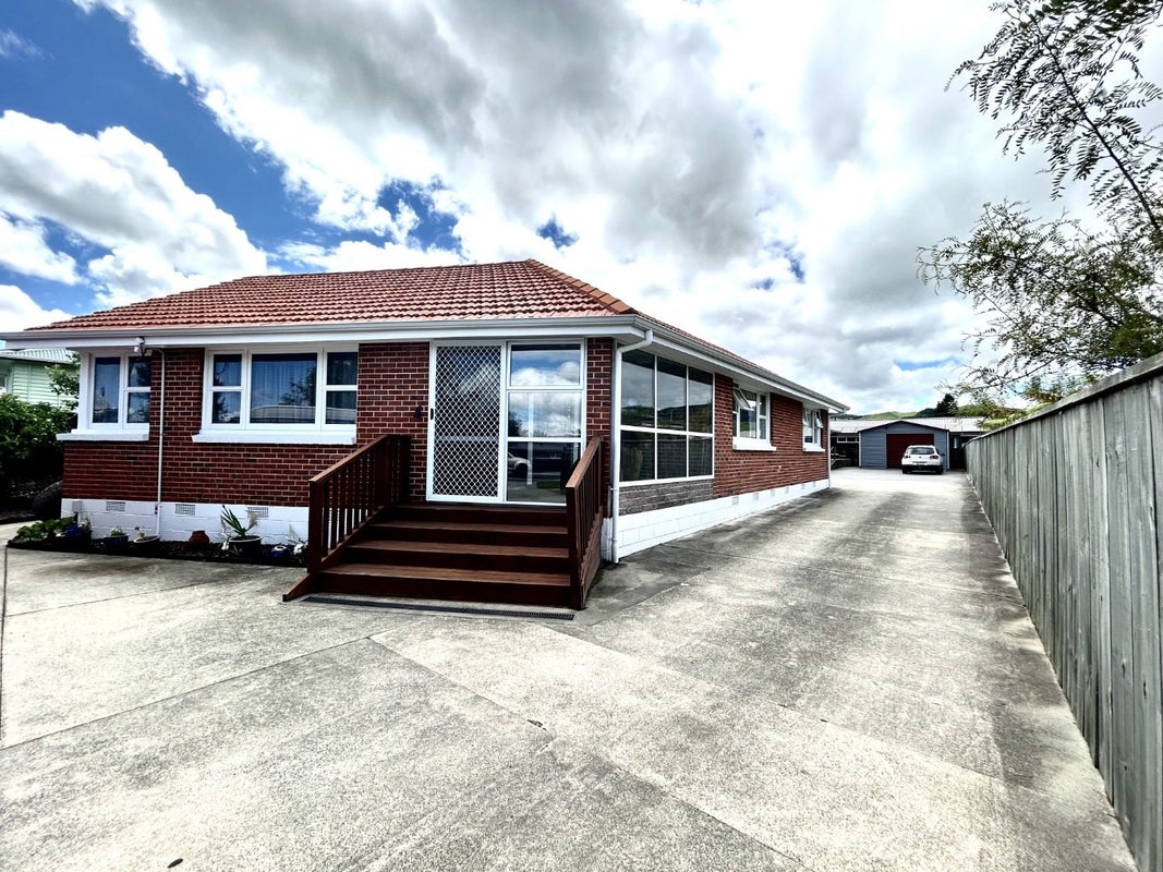 387 Te Ngae Road, Owhata, Rotorua - Carousel 1