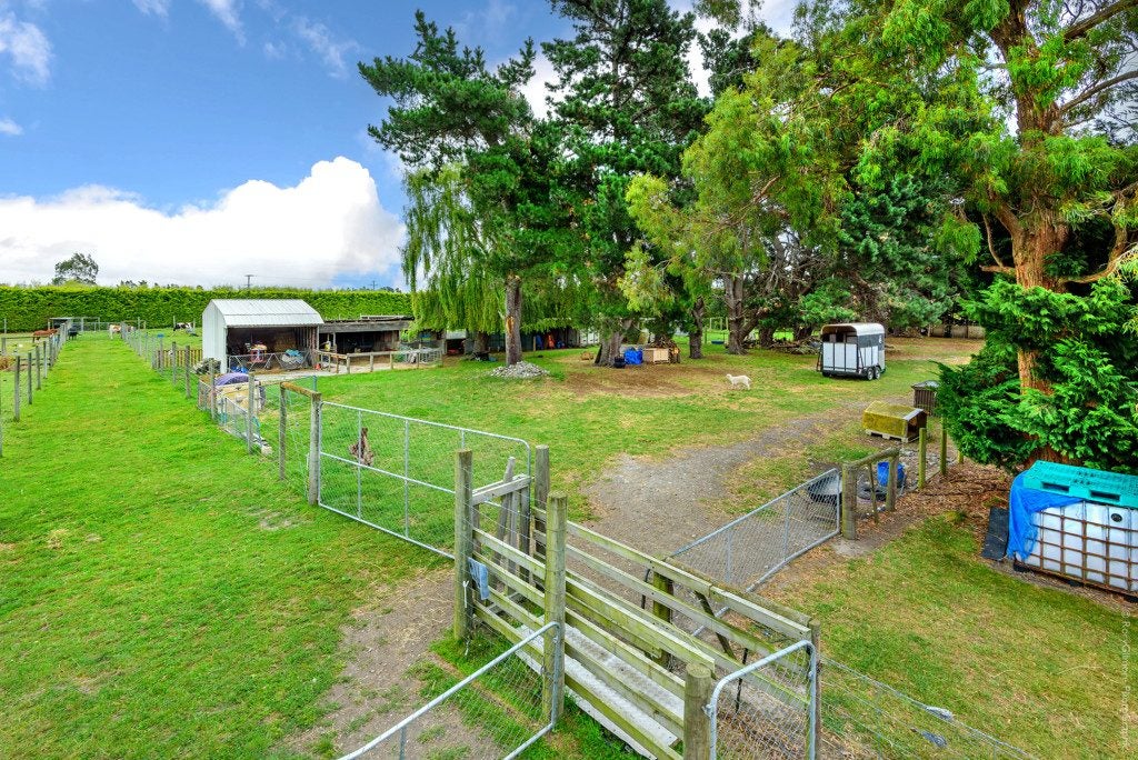 537 Ellesmere Road, Christchurch - Carousel 32