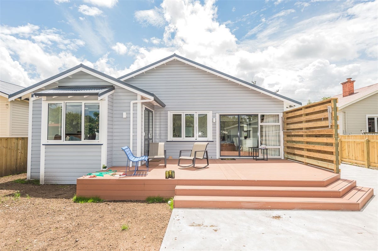 16 Boydfield Street, Whanganui East, Whanganui - Carousel 1