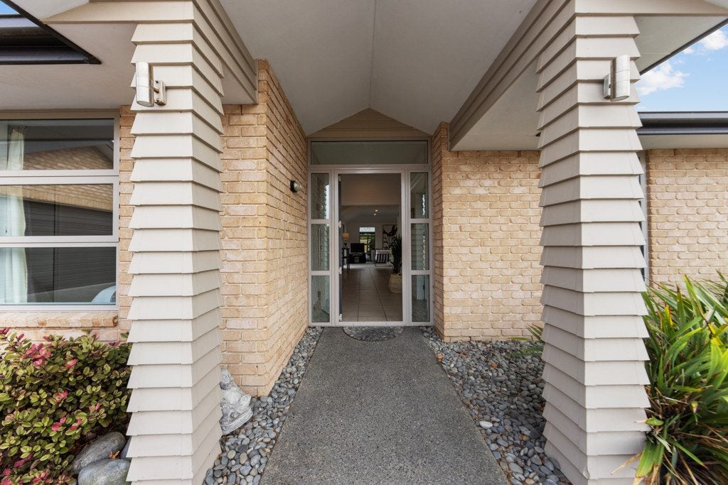 9 Tawa Place, Parklands, Christchurch - Carousel 2