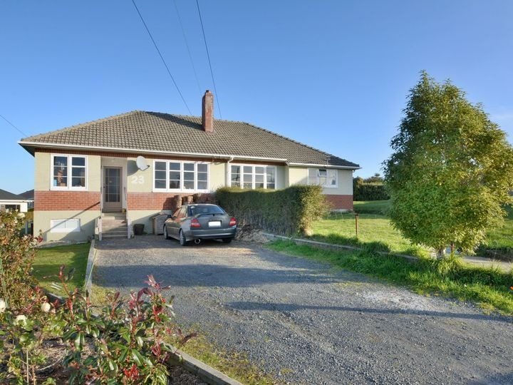 23 Waimea Avenue, Calton Hill, Dunedin - Carousel 1