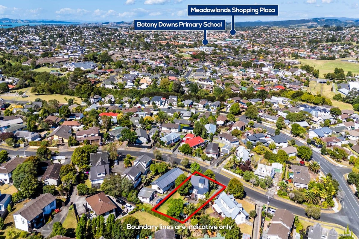 10 Sandgate Avenue, Botany Downs, Auckland - Carousel 2