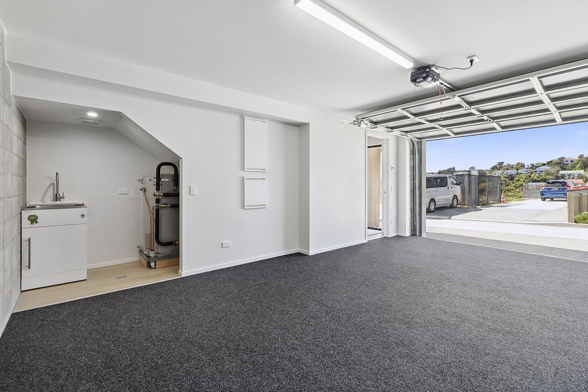 131 Tiketike Way, Brooklyn, Wellington - Carousel 19