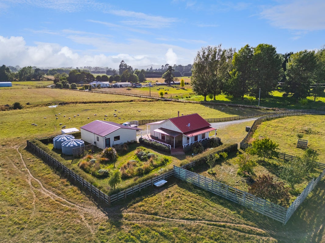 243C Manaia Road, Homebush, Masterton - Carousel 1