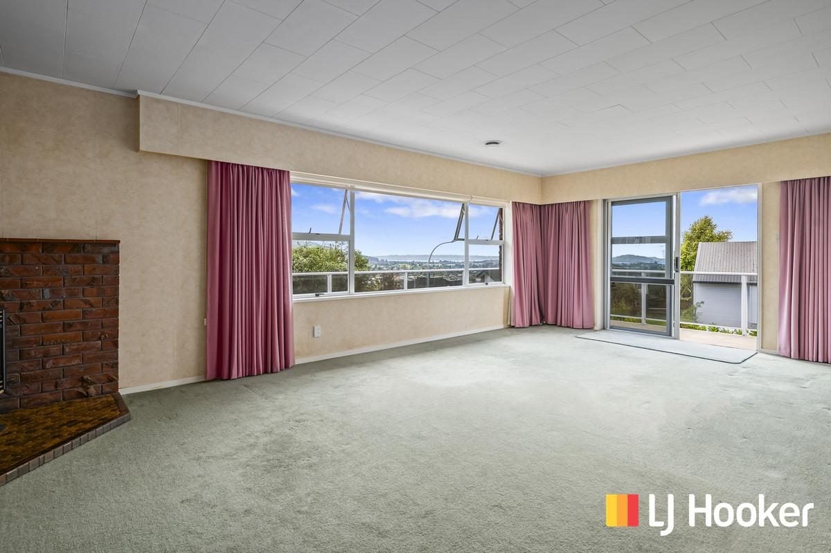 2 Haratua Place, Springfield, Rotorua - Carousel 2