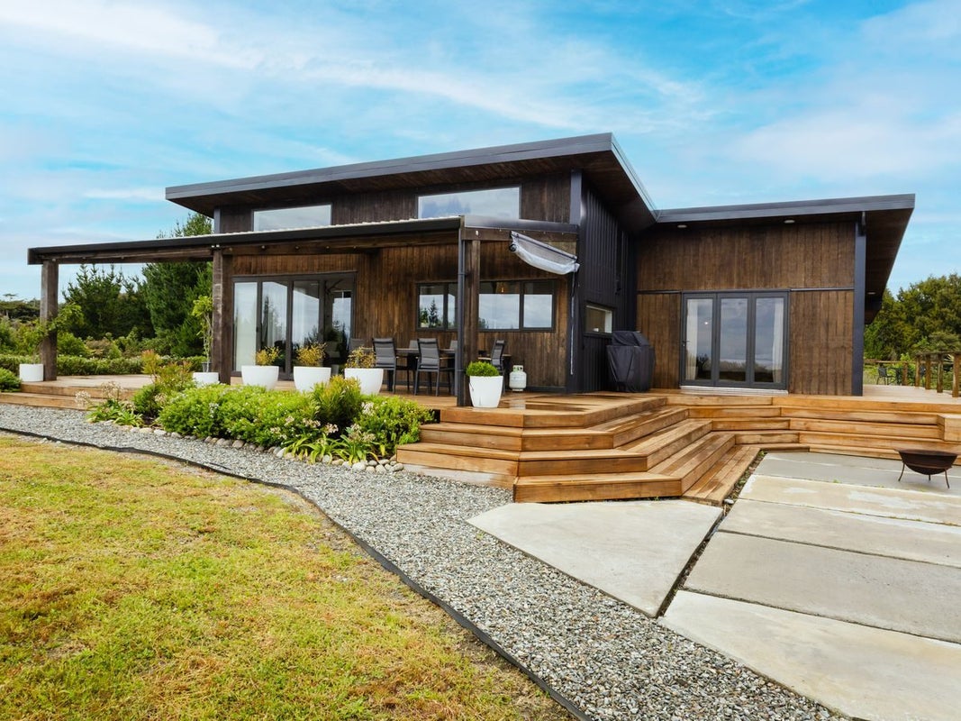 196B Kumara Junction Highway, Seaview, Hokitika - Carousel 1