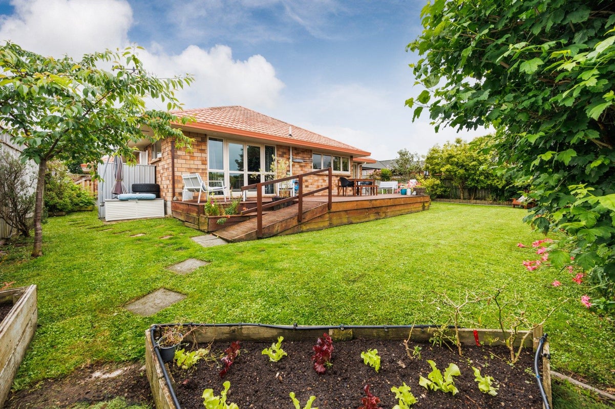 57 Parnell Heights Drive, Kelvin Grove, Palmerston North - Carousel 25