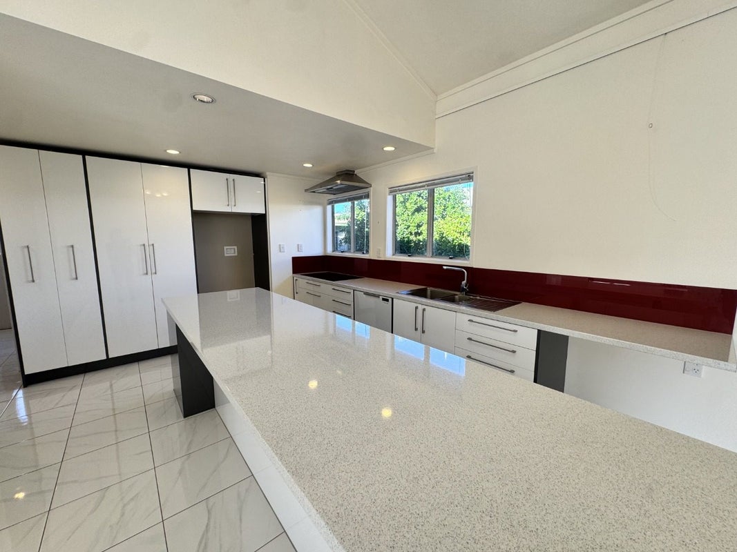 10 Manuariki Road, Ngongotaha, Rotorua - Carousel 2