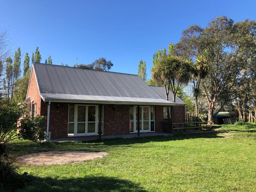 1127 Shands Road, Christchurch - Carousel 2