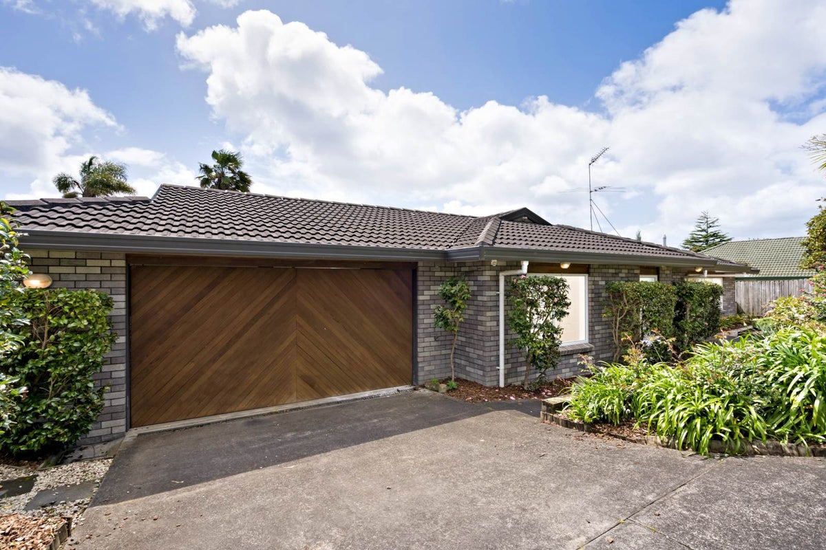 9 Cornell Court, Albany, Auckland - Carousel 1