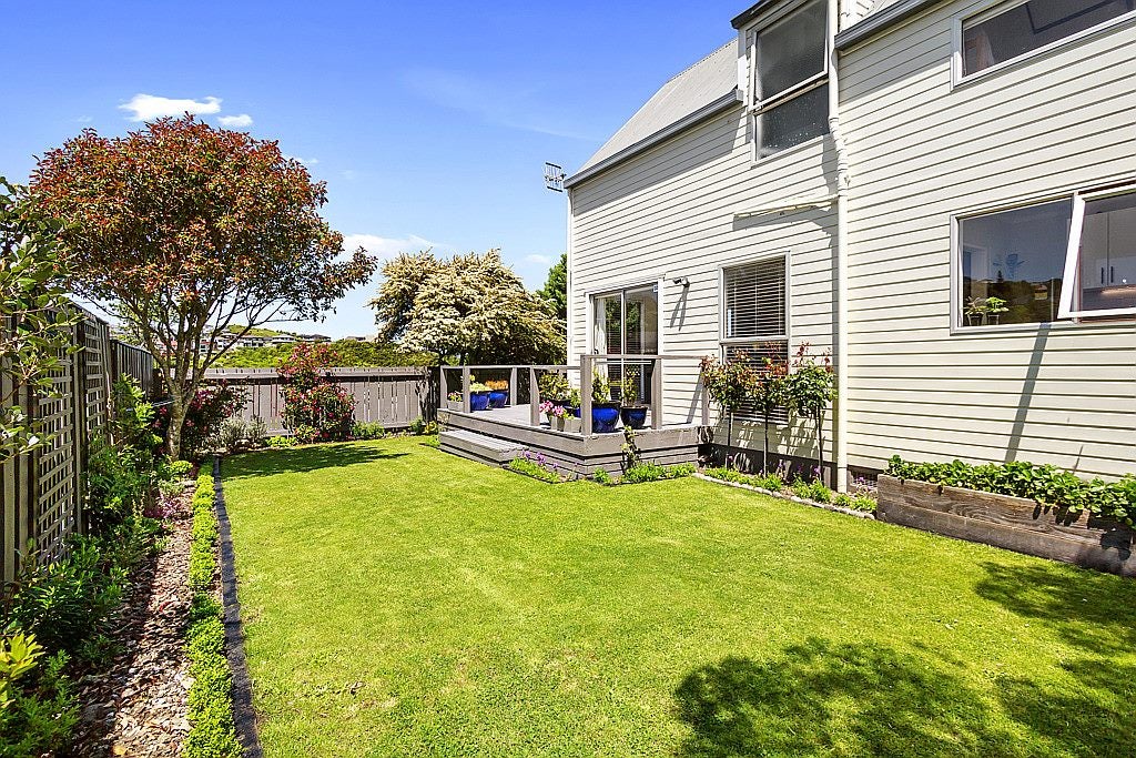 25A Cedar Street, Maungaraki, Lower Hutt - Carousel 2