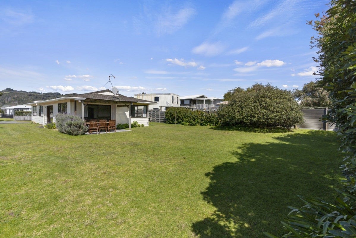 305 Papanui Road, Whangamata - Carousel 1