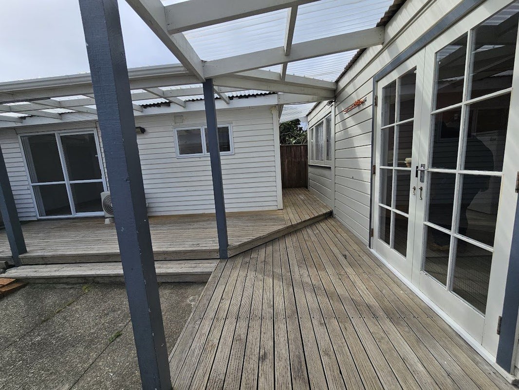 367 Jackson Street, Petone, Lower Hutt - Carousel 2