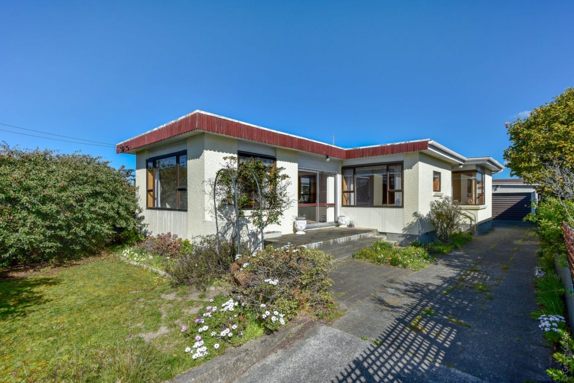 187 Beach Road, North New Brighton, Christchurch - Carousel 1