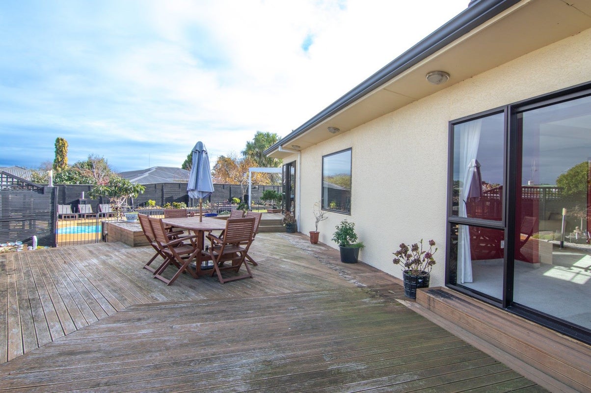 388 Botanical Road, West End, Palmerston North - Carousel 50