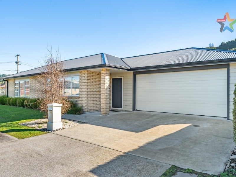 108 Farmer Crescent, Taita, Lower Hutt - Carousel 1
