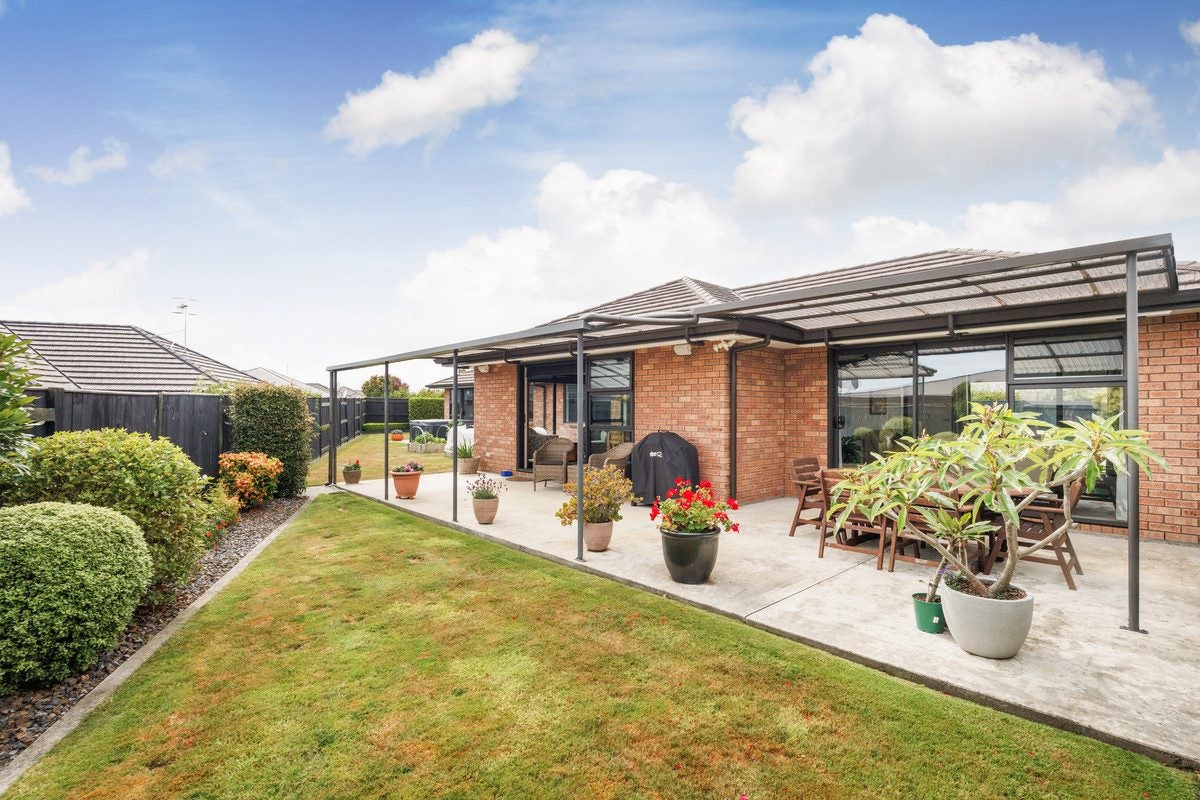 55 Rodeo Drive, Kelvin Grove, Palmerston North - Carousel 1