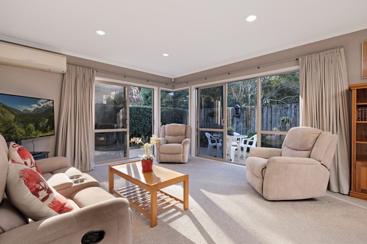 9 Havenbrook Way, Pyes Pa, Tauranga - Carousel 2