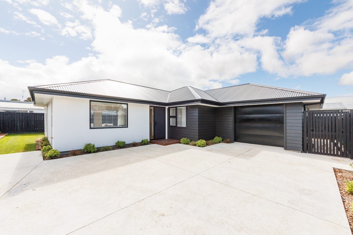 4A Bristol Crescent, Roslyn, Palmerston North - Carousel 2