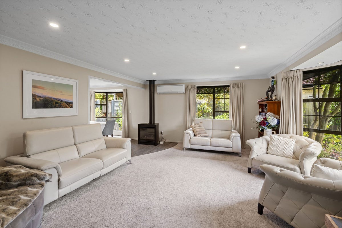 28 Lodge Place, Ilam, Christchurch - Carousel 2