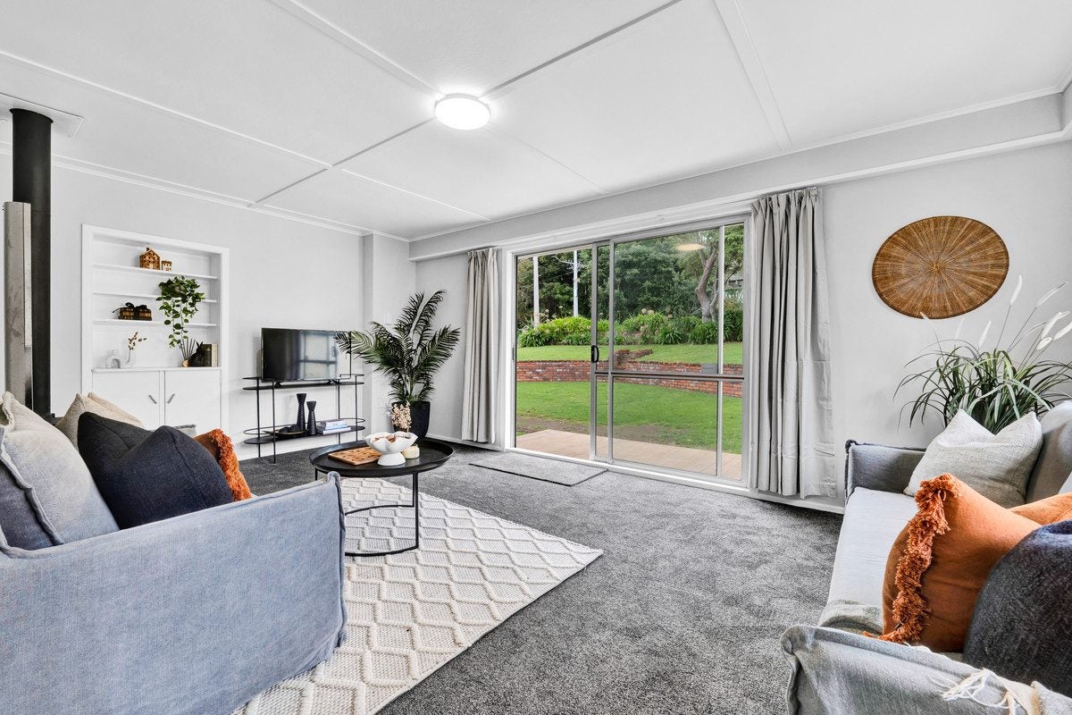 27 Blagdon Road, Blagdon, New Plymouth - Carousel 1