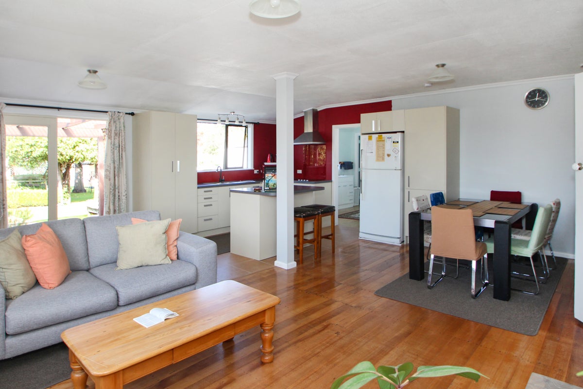107 Oamaru-Alma Road, Deborah, Oamaru - Carousel 2