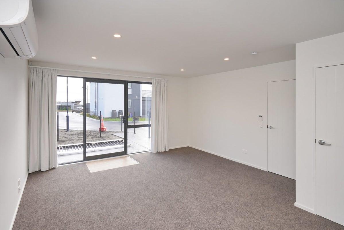 2 Wheatsheaf Lane, Heathcote Valley, Christchurch - Carousel 2