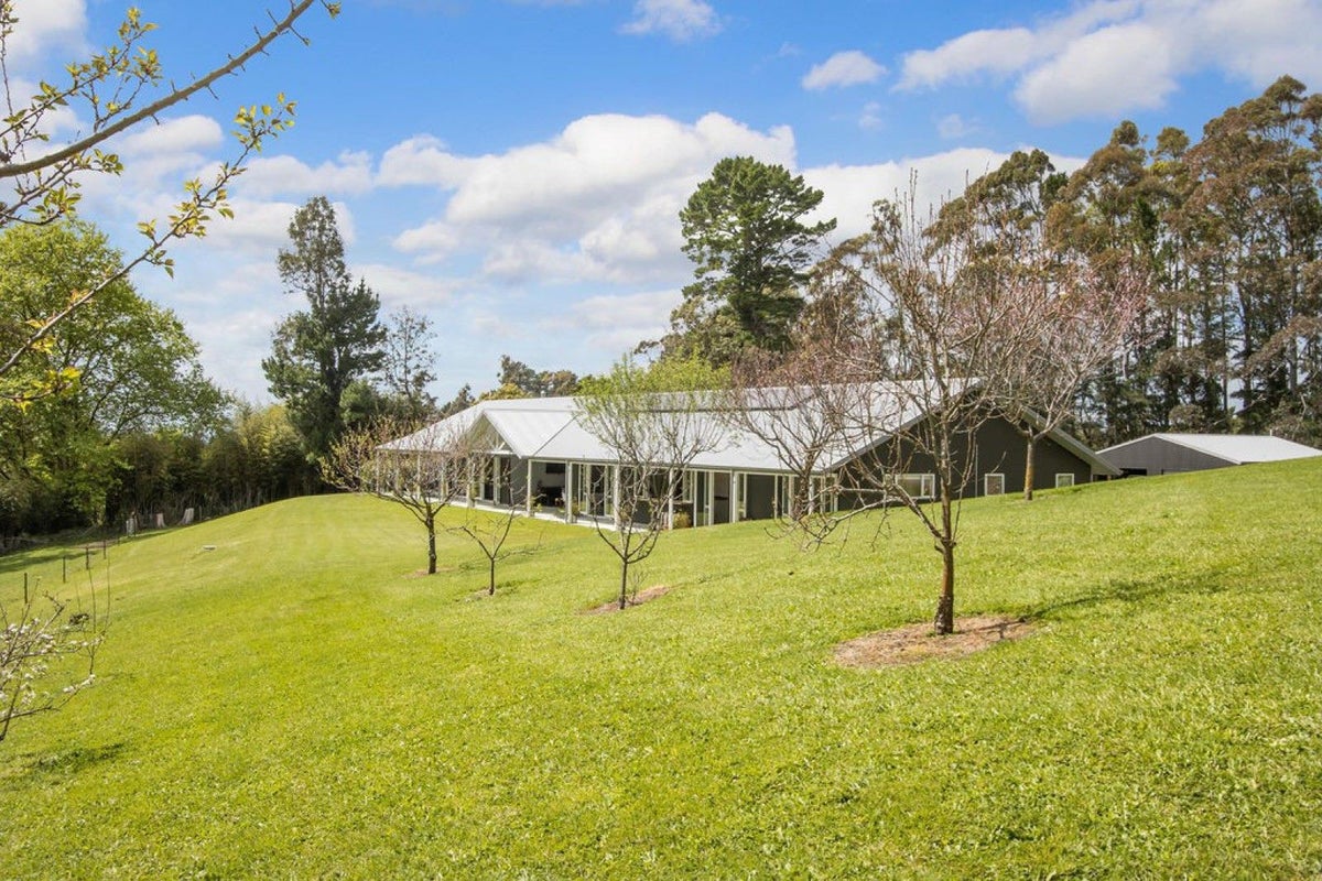 245 Wharawhara Road, Tahawai, Katikati - Carousel 1