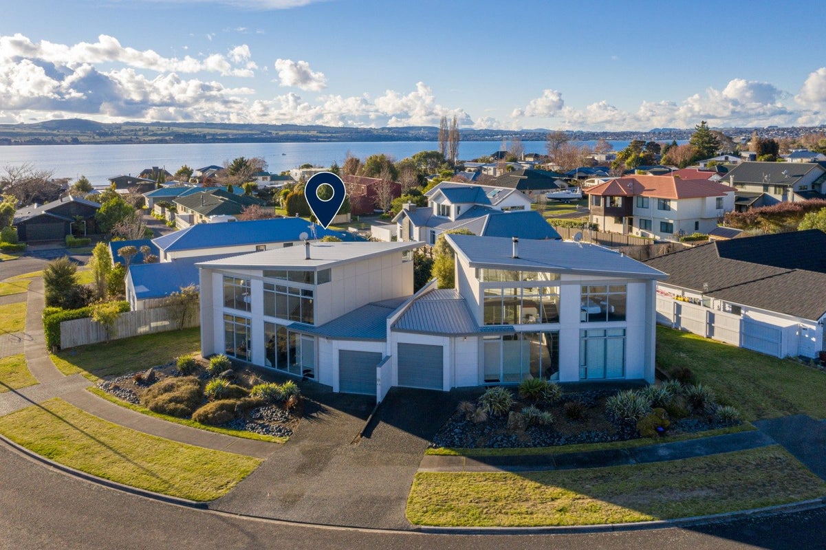 33A Logan Avenue, Wharewaka, Taupo - Carousel 1