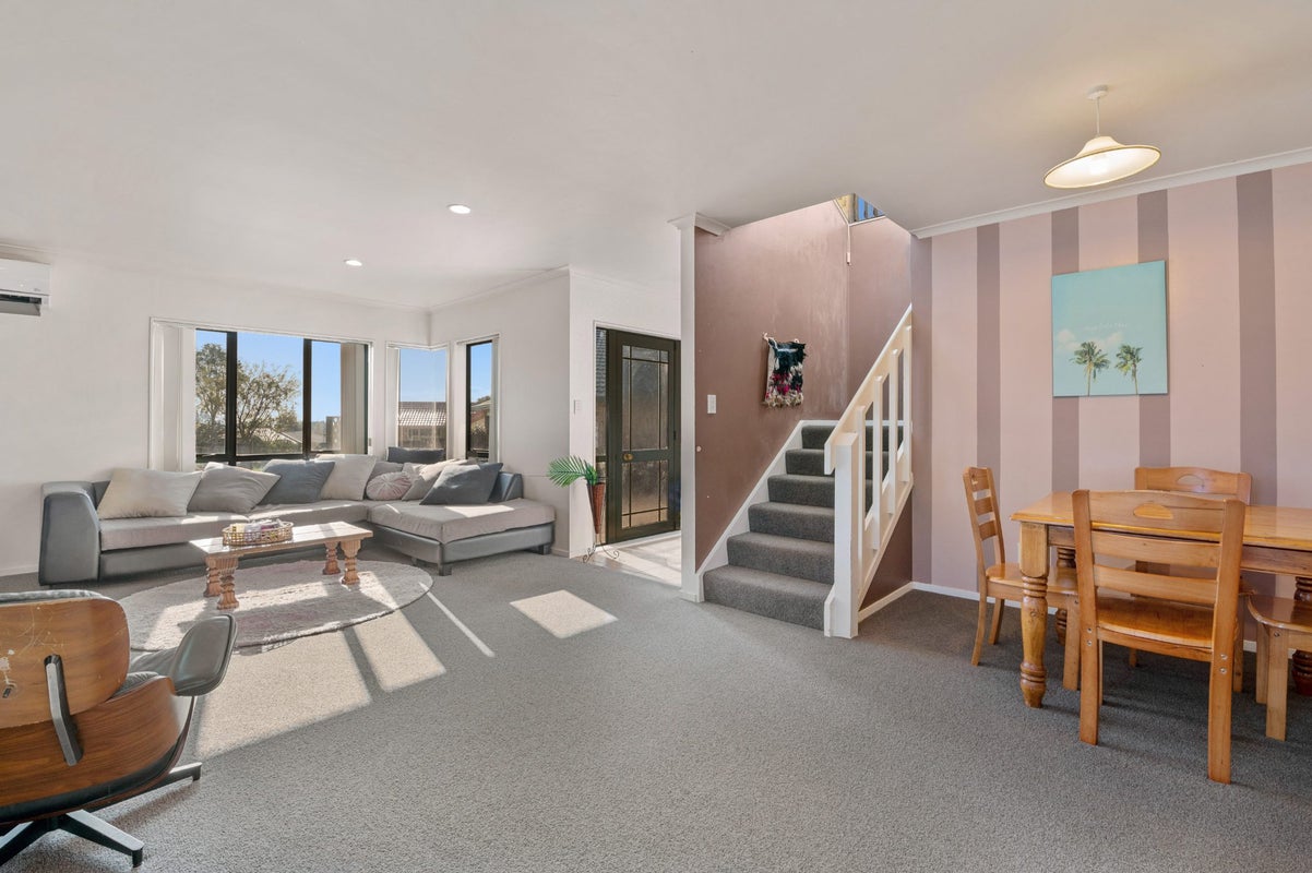 6B Hoyte Place, Pukehangi, Rotorua - Carousel 2