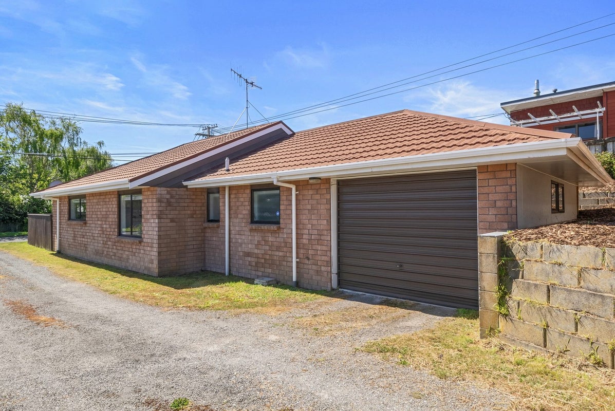 10A Waikare Road, Raumati Beach, Paraparaumu - Carousel 2