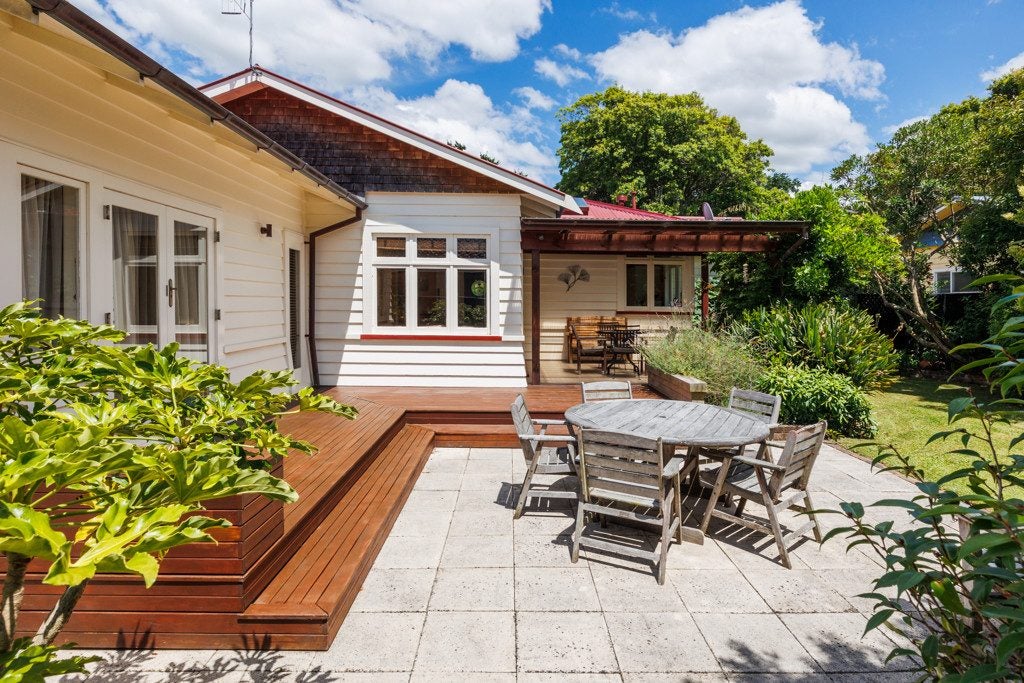 41 Batt Street, West End, Palmerston North - Carousel 2