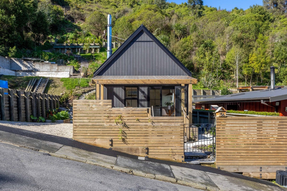 56 Hawkhurst Road, Lyttelton, Lyttelton - Carousel 1