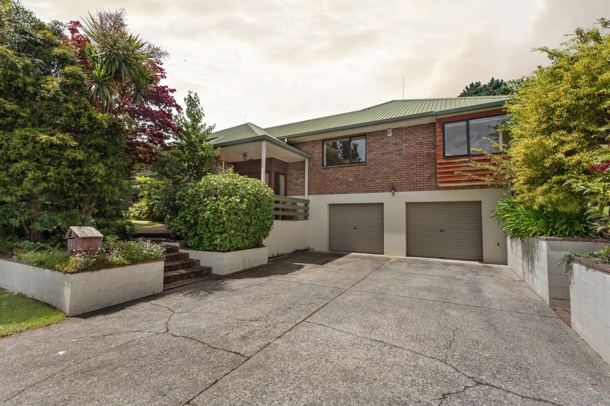 802 River Road, Chartwell, Hamilton - Carousel 2