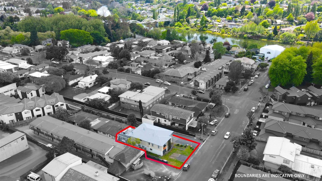 16 Abbotsford Street, Whitiora, Hamilton - Carousel 1
