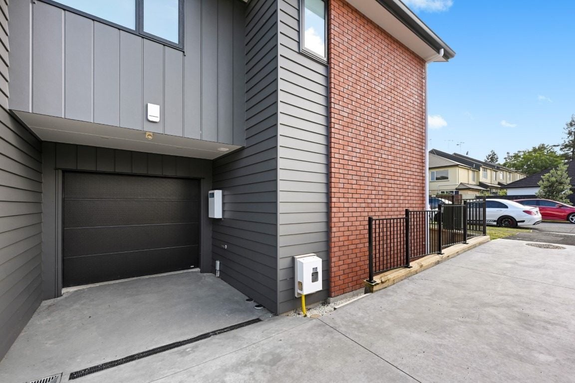 1/22 Manning Street, Hamilton Central, Hamilton - Carousel 2
